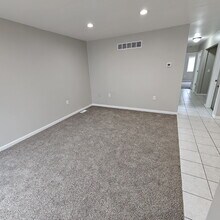 11020 Essex Ave in Warren, MI - Building Photo - Building Photo