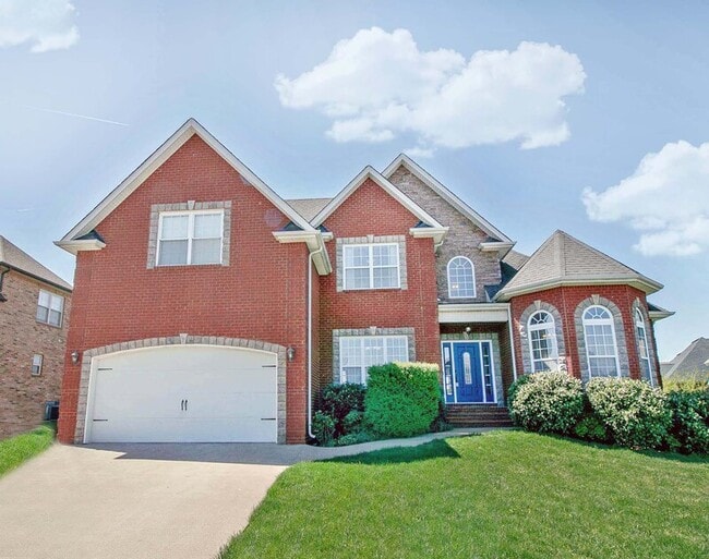 property at 1540 Edgewater Ln