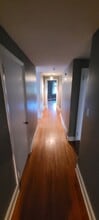 929 Glenwood Ave, Unit B in Greensboro, NC - Foto de edificio - Building Photo
