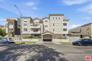 4733 Elmwood Ave in Los Angeles, CA - Building Photo