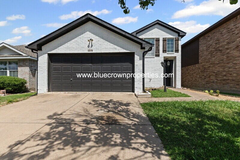 3516 Chilmark Way in Dallas, TX - Foto de edificio