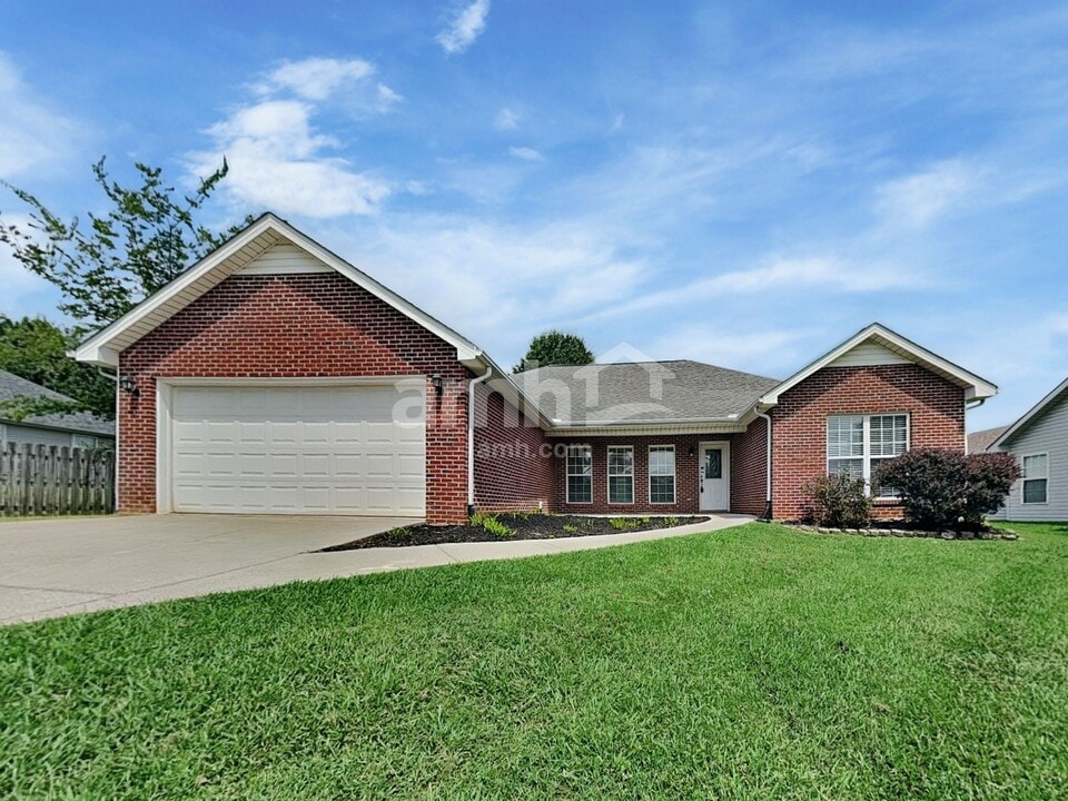 119 Rouen Ct in Maryville, TN - Building Photo