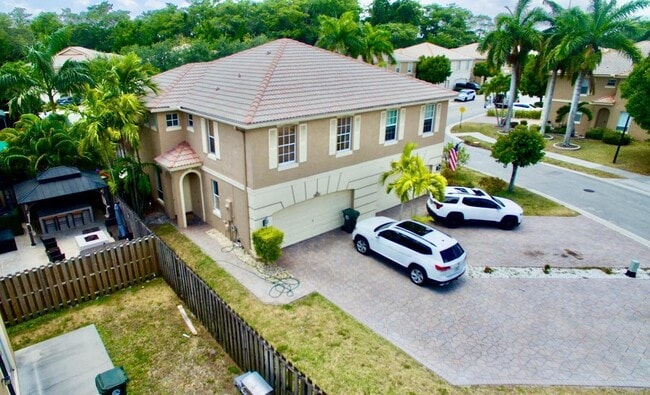 3622 Asperwood Cir in Coconut Creek, FL - Building Photo - Building Photo