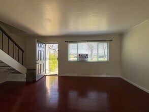 3597 Dalton Common in Fremont, CA - Building Photo - Building Photo