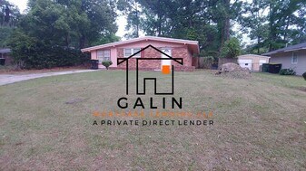 8 Del Mar Cir in Savannah, GA - Building Photo