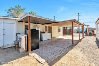 3777 E Hardy Dr in Tucson, AZ - Building Photo - Building Photo