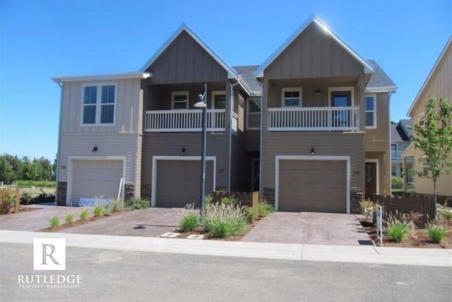 property at 515 G St