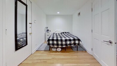 2947 N Racine Ave in Chicago, IL - Building Photo - Building Photo