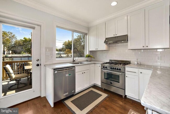 5233 5th St NW in Washington, DC - Building Photo - Building Photo