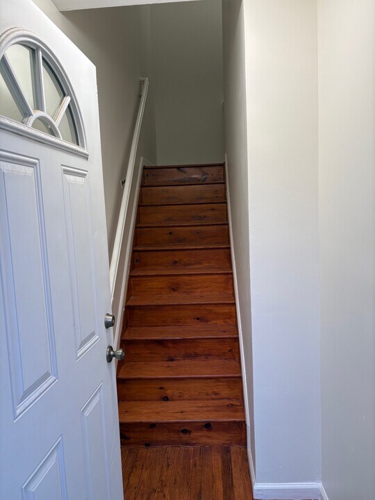 13551 223rd St, Unit #2 in Laurelton, NY - Foto de edificio