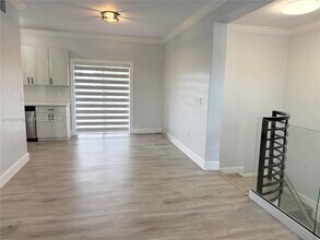 7330 NW 174th Terrace in Hialeah, FL - Building Photo - Building Photo