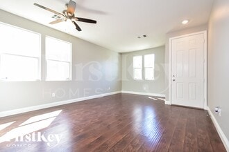 6694 Wood Thrush Pl in North Las Vegas, NV - Building Photo - Building Photo