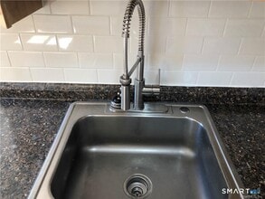 7 Franklin St in Seymour, CT - Building Photo - Building Photo