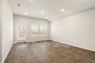 141 Duckhorn Pass in San Marcos, TX - Building Photo - Building Photo