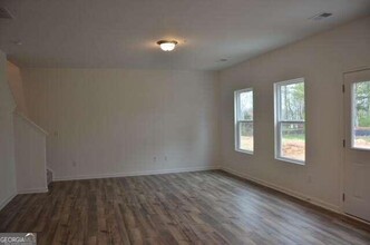 2048 Boxwood Cir in Conyers, GA - Building Photo - Building Photo
