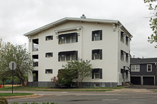 Shartel Arms in Oklahoma City, OK - Foto de edificio - Building Photo