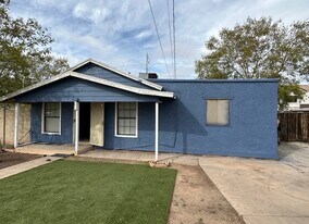 106 E Vaughn Ave in Gilbert, AZ - Building Photo