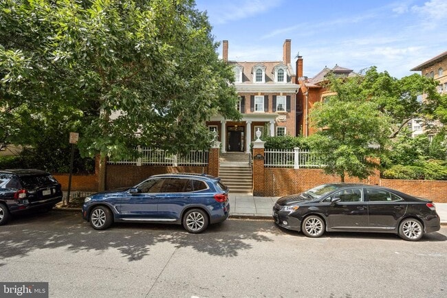 property at 2007 Wyoming Ave NW