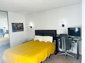 1020 15th St, Unit 8J in Denver, CO - Building Photo - Building Photo