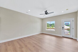 359 Turnpike Rd in Andover, KS - Building Photo - Building Photo