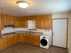 3717 Alamogordo Dr NW in Albuquerque, NM - Building Photo - Building Photo