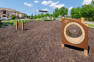 Cadence at Cates Creek in Hillsborough, NC - Building Photo - Building Photo