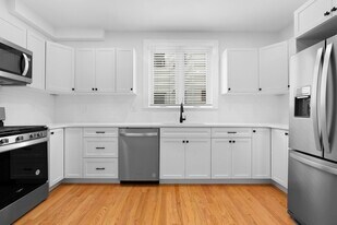 21 Sydney St, Unit 2 in Boston, MA - Building Photo