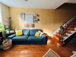 811 Earp St in Philadelphia, PA - Building Photo - Building Photo