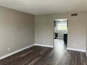 3102 College Ave in Merced, CA - Building Photo - Building Photo