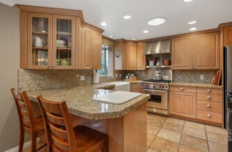1868 E Charleston Ln in Holladay, UT - Building Photo - Building Photo