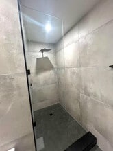 739 SE 12th Ave in Deerfield Beach, FL - Building Photo - Building Photo