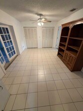 1197 SW Heather St in Port St. Lucie, FL - Foto de edificio - Building Photo