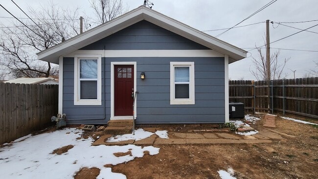 property at 1411 N Klein Ave