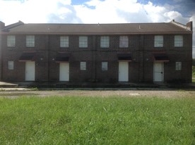 4140 Lac Bienville Dr in Harvey, LA - Building Photo