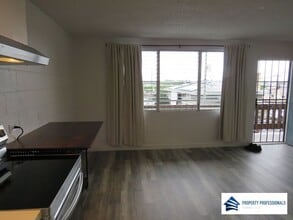 270 Ululani St in Hilo, HI - Building Photo - Building Photo