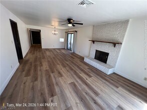 2547 Egret Cir in Las Vegas, NV - Building Photo - Building Photo