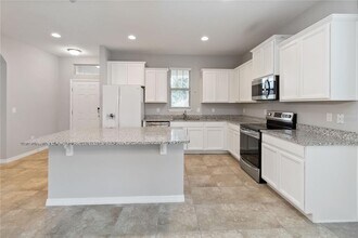 16242 Outlook Shore Alley in Winter Garden, FL - Foto de edificio - Building Photo