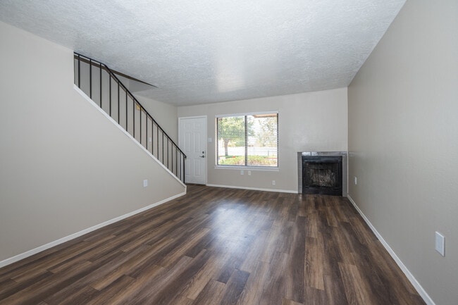 Meadowlark Apartments in Rio Rancho, NM - Foto de edificio - Interior Photo