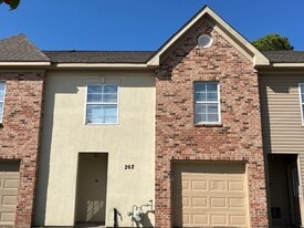 262 Bella Sera Ln in Slidell, LA - Building Photo