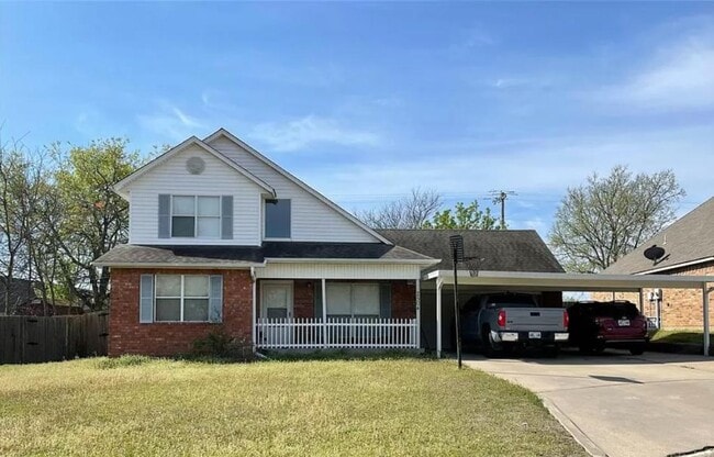 property at 2504 Tanglewood Ct