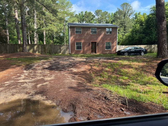 7444 Berkshire Downs Dr in Raleigh, NC - Building Photo - Building Photo