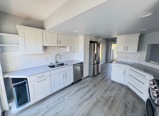 property at 6225 Acropolis Dr SE
