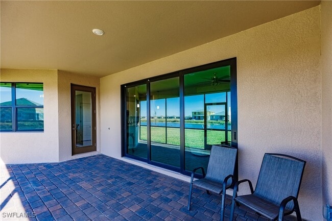 property at 3305 Altimira Dr