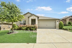 757 High Summit Trl in Fort Worth, TX - Building Photo