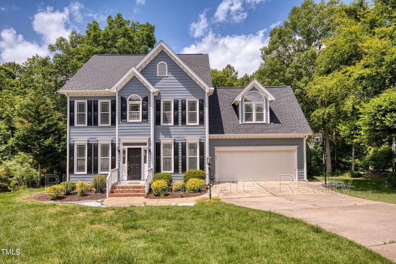 110 Montauk Point Pl in Cary, NC - Building Photo