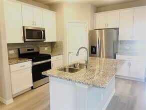 4006 Marble Fls Dr in Farmersville, TX - Foto de edificio - Building Photo