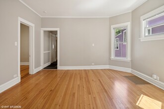 4023 N Monticello Ave in Chicago, IL - Foto de edificio - Building Photo