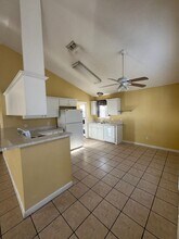 220 Seahorse Way in Panama City Beach, FL - Building Photo - Building Photo