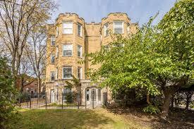 2722 W Logan Blvd in Chicago, IL - Building Photo