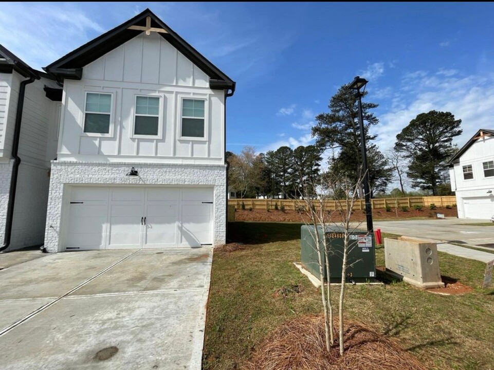 175 Auburn Valley Way in Auburn, GA - Building Photo